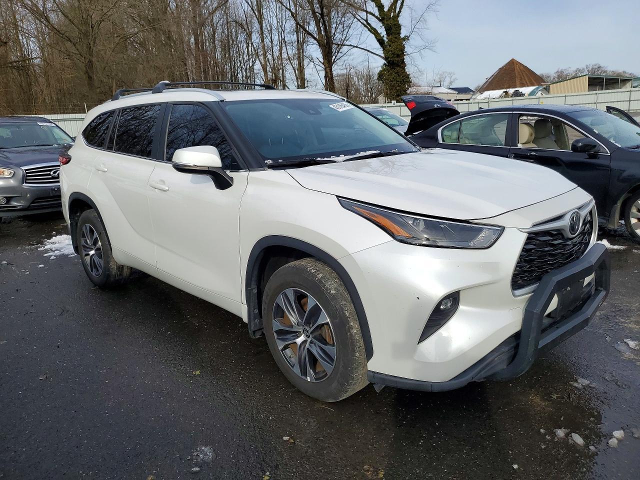 2023 Toyota Highlander Xle - Image 4