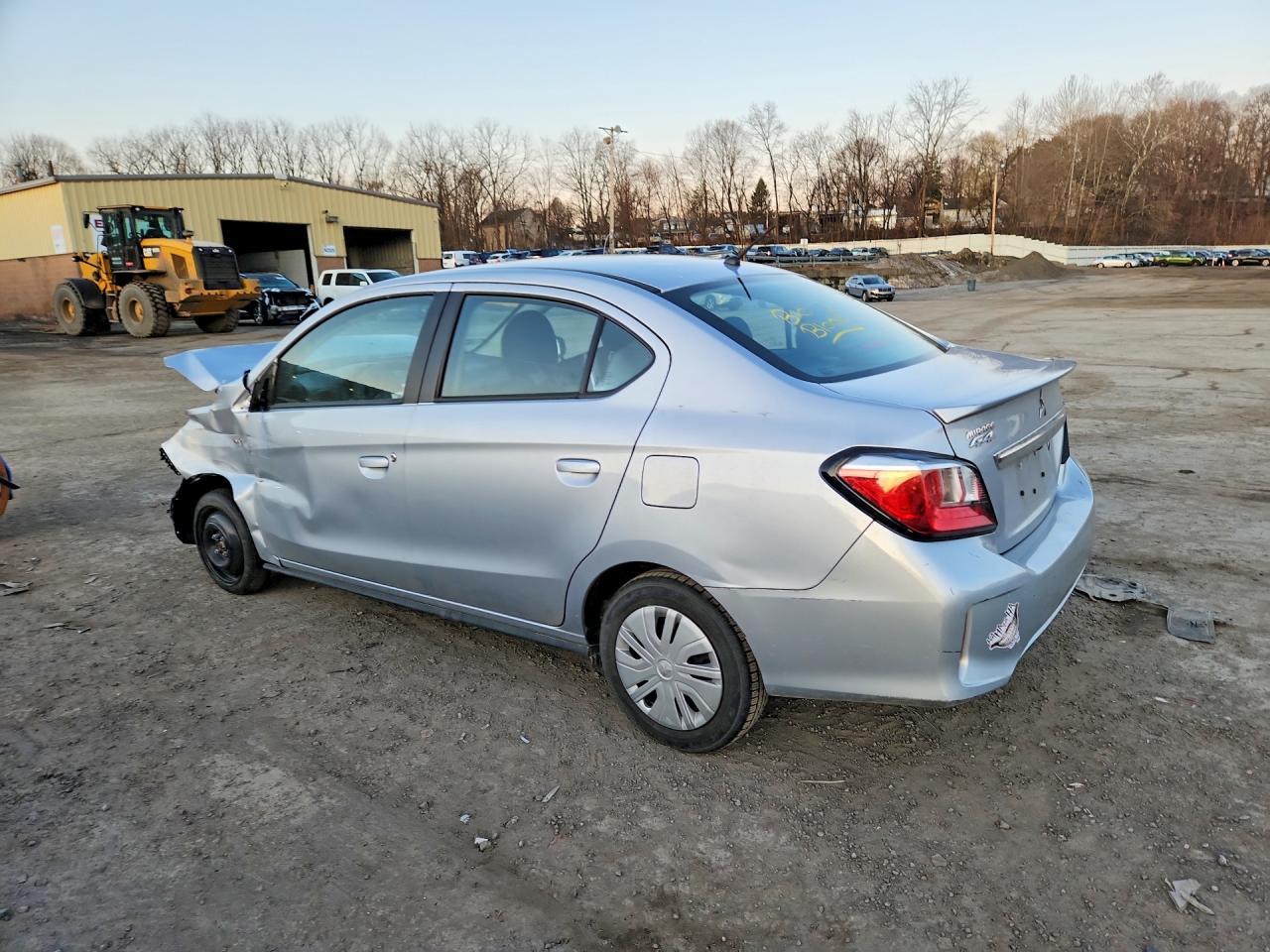 2024 Mitsubishi Mirage G4 Es - Image 2
