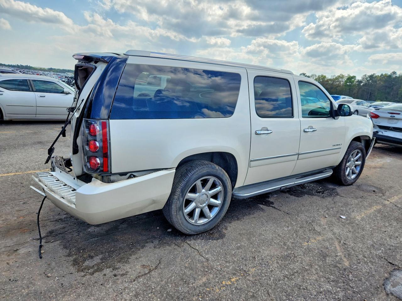 2012 GMC Yukon Xl Denali - Фото 3