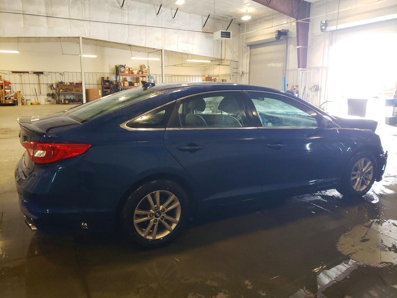 2017 Hyundai Sonata Base - Фото 3