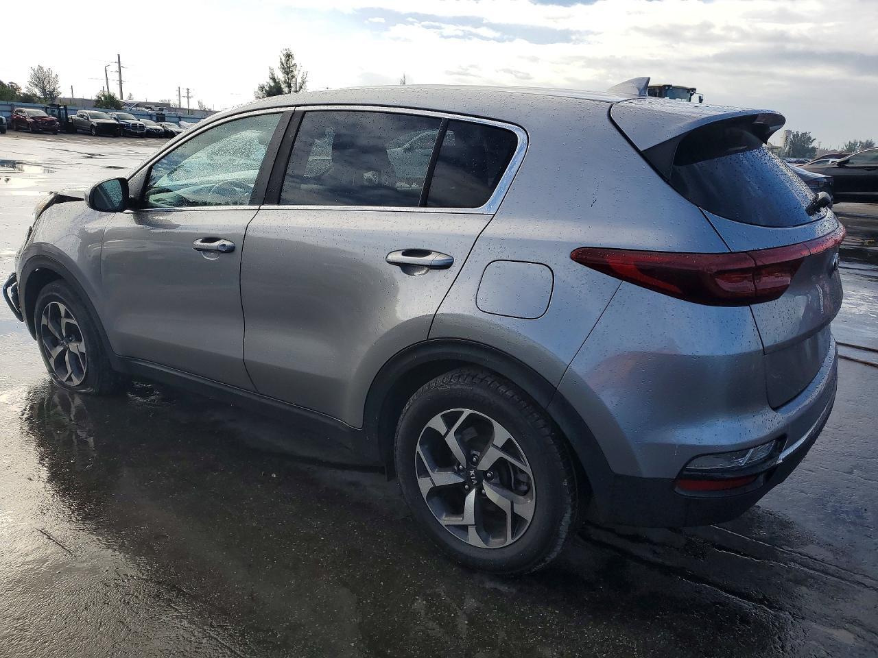 2020 Kia Sportage Lx - Фото 2