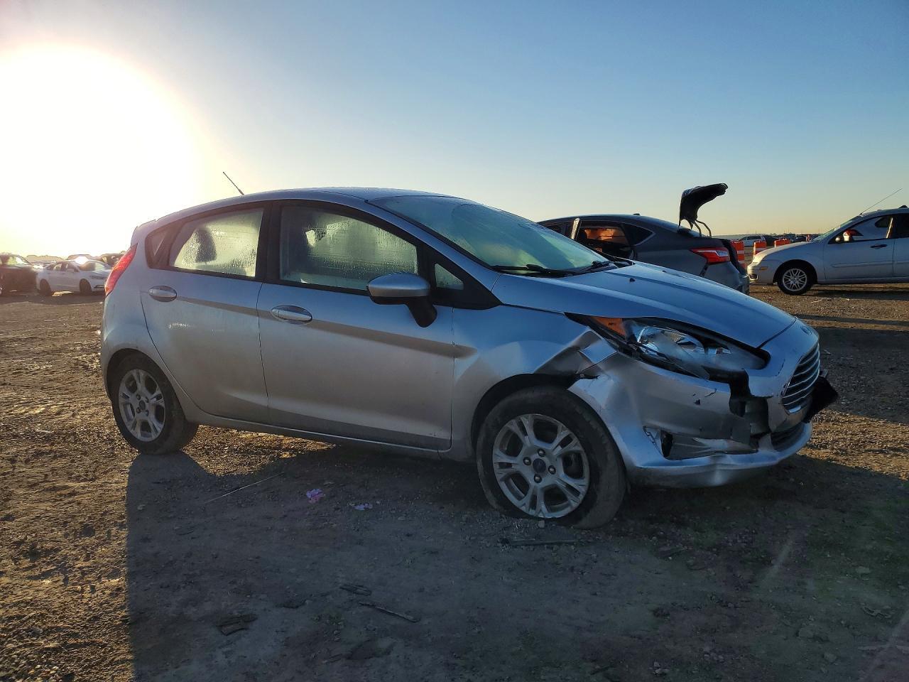 2018 Ford Fiesta Se - Фото 4