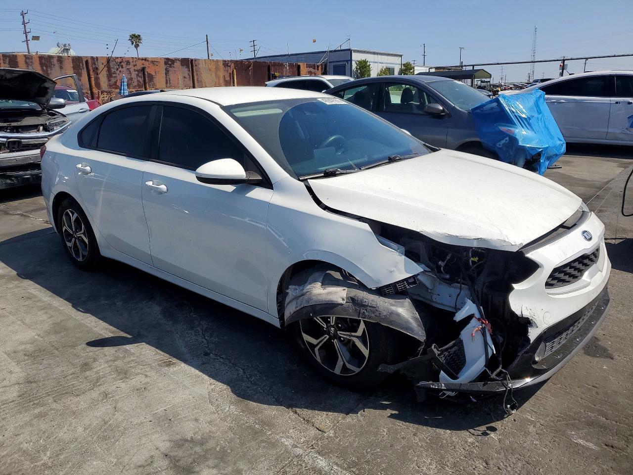 2019 Kia Forte Lxs - Фото 4
