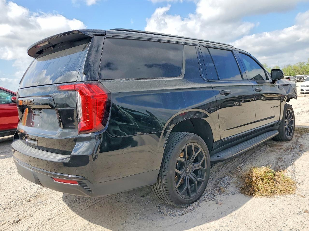 2022 GMC Yukon Xl C1500 Slt - Image 3