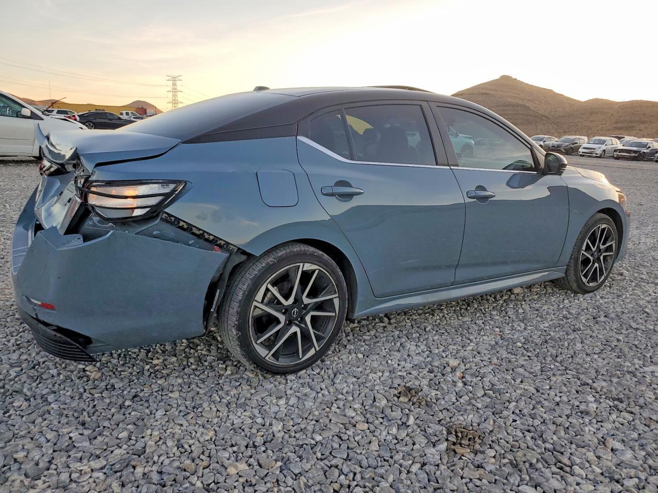 2025 Nissan Sentra Sr - Фото 3