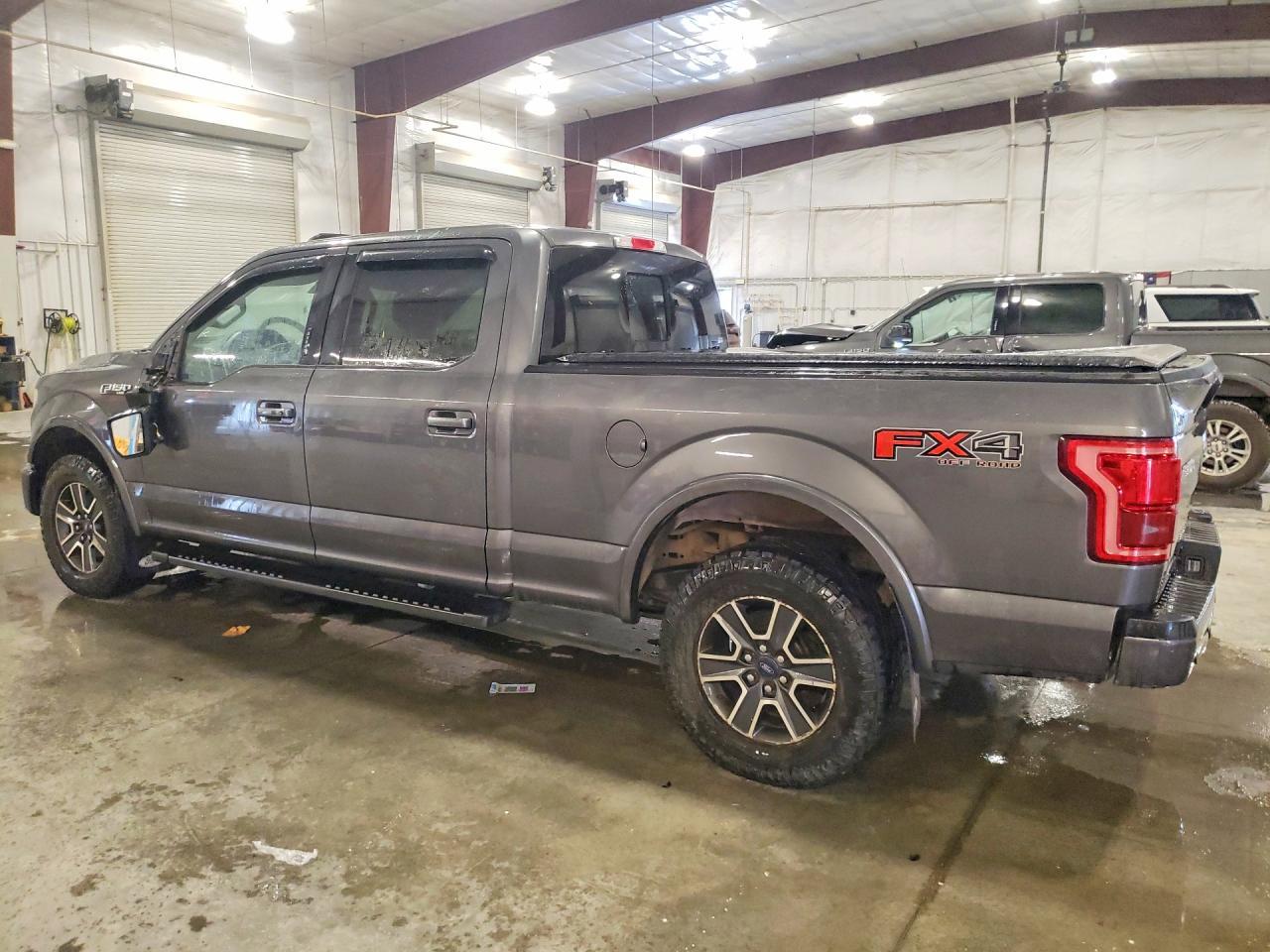 2015 Ford F150 Supercrew - Фото 2