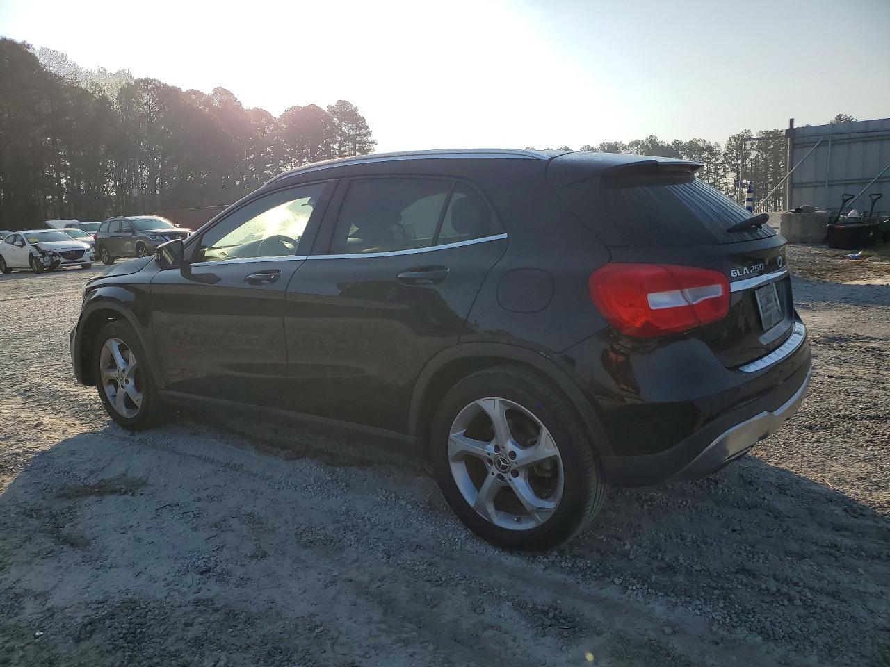 2020 Mercedes-Benz Gla 250 - Фото 2