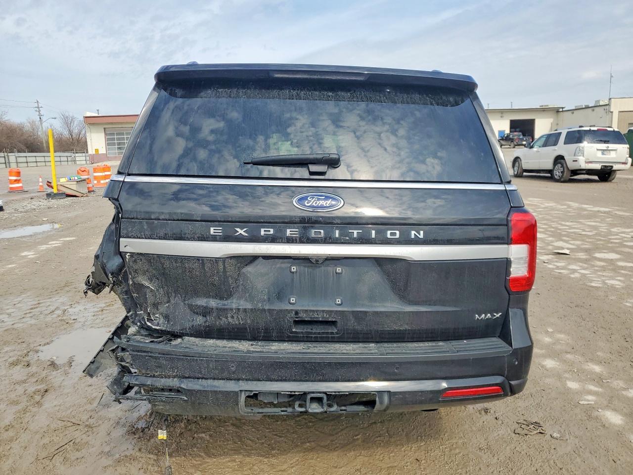 2023 Ford Expedition Max Xlt - Фото 6