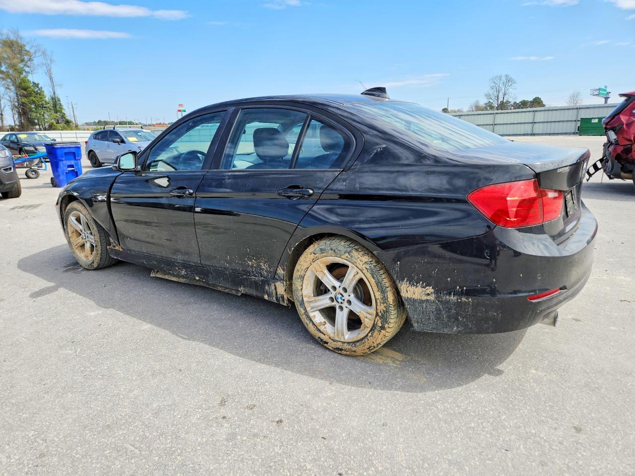 2015 BMW 320 I - Фото 2