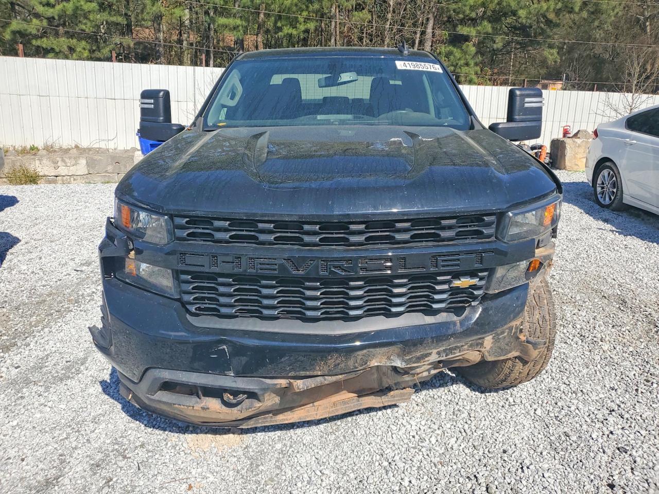 2019 Chevrolet Silverado K1500 Custom - Фото 5