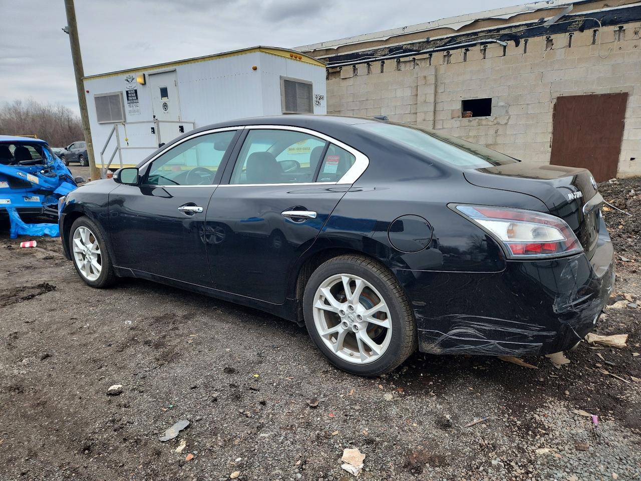 2012 Nissan Maxima 3.5 S - Image 2