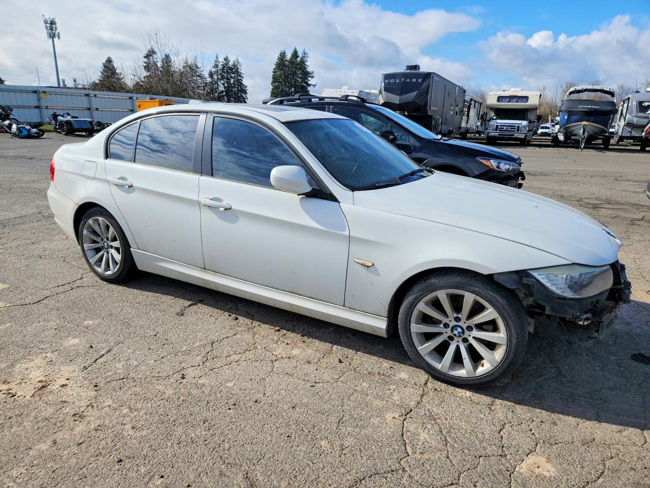 2010 BMW 328 I - Фото 4