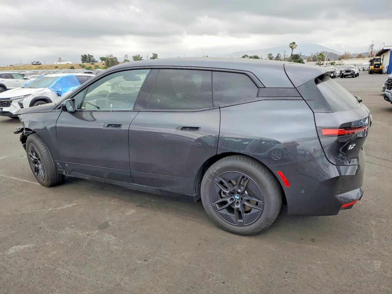 2026 BMW Ix xDrive45 - Image 2