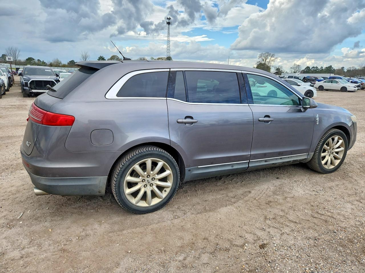 2010 Lincoln Mkt - Фото 3