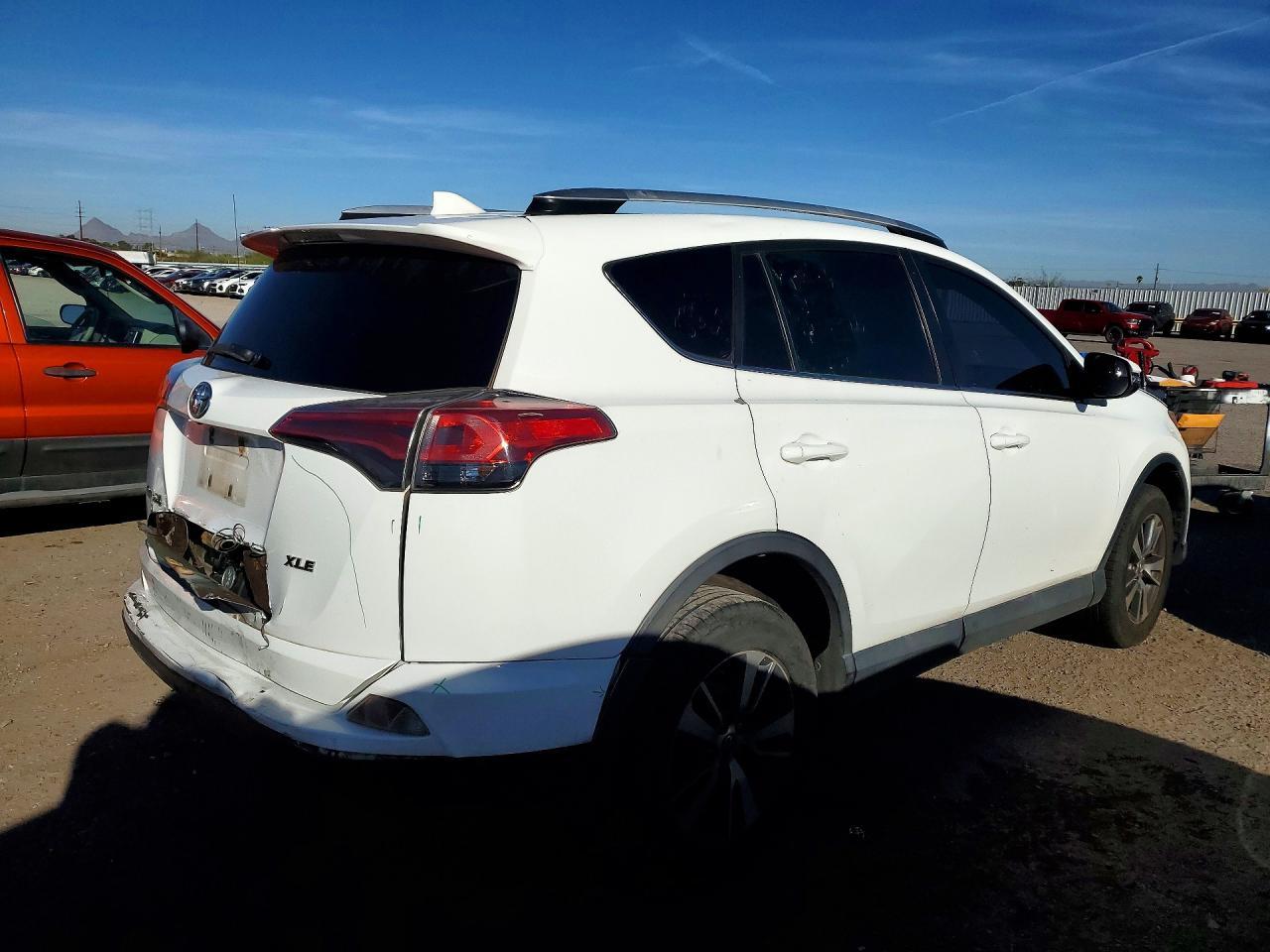 2016 Toyota Rav4 Xle - Фото 3