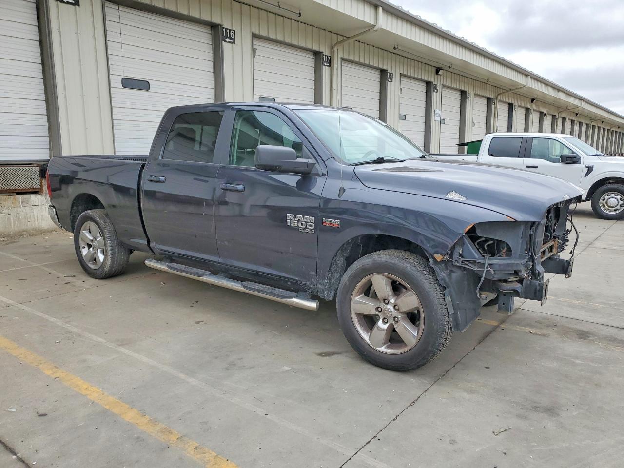 2019 Ram 1500 Classic Slt - Фото 4