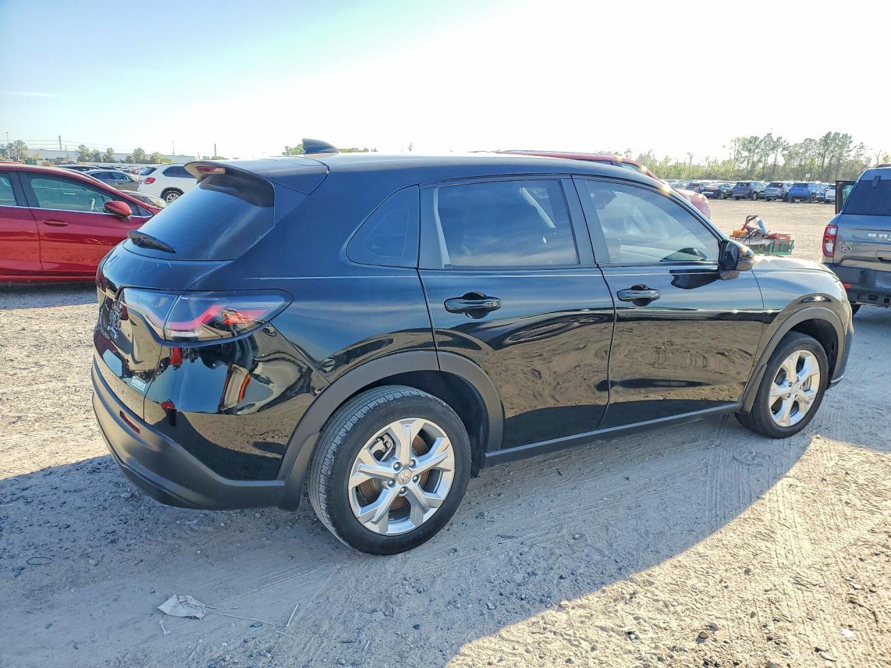 2025 Honda Hr-V Lx - Фото 3