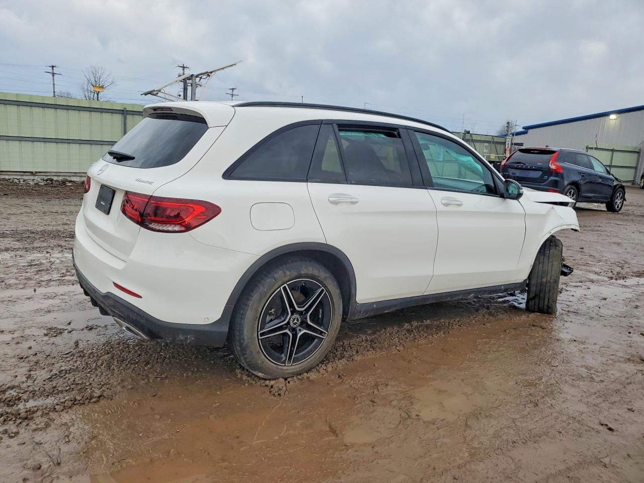 2022 Mercedes-Benz Glc 300 4Matic - Фото 3