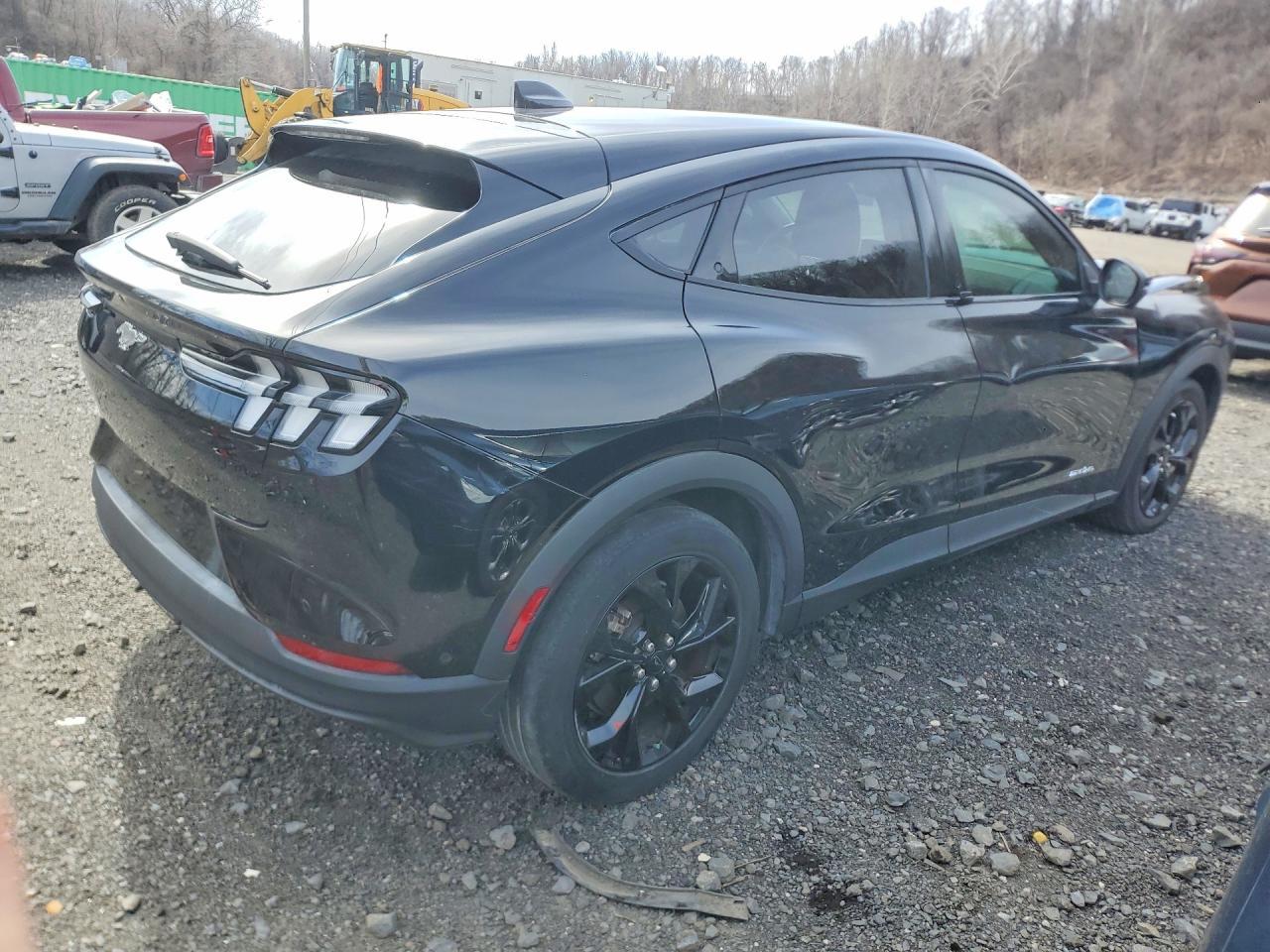 2024 Ford Mustang Mach-E Awd 4D Suv Select - Фото 3