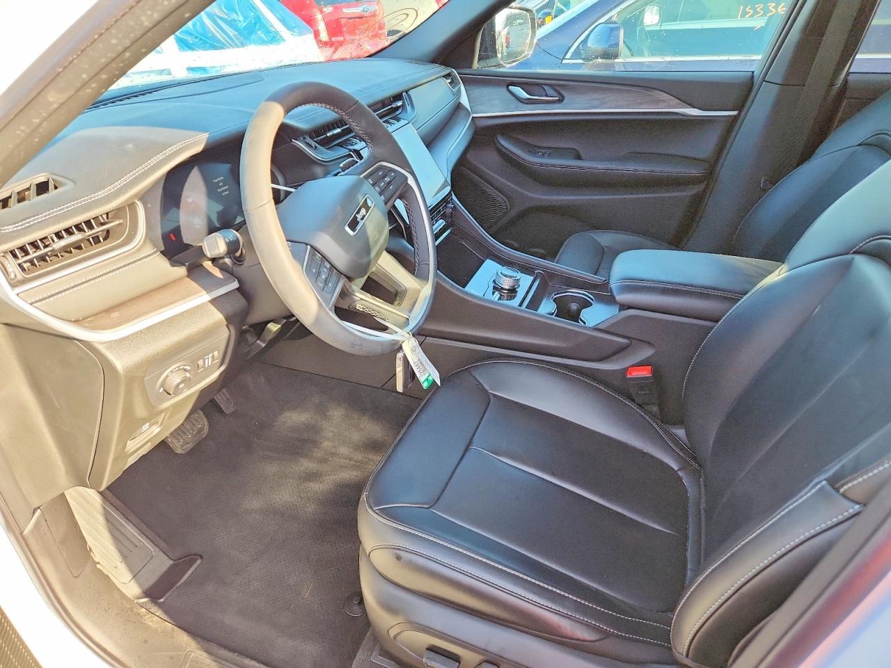 2025 Jeep Grand Cherokee Limited - Image 7