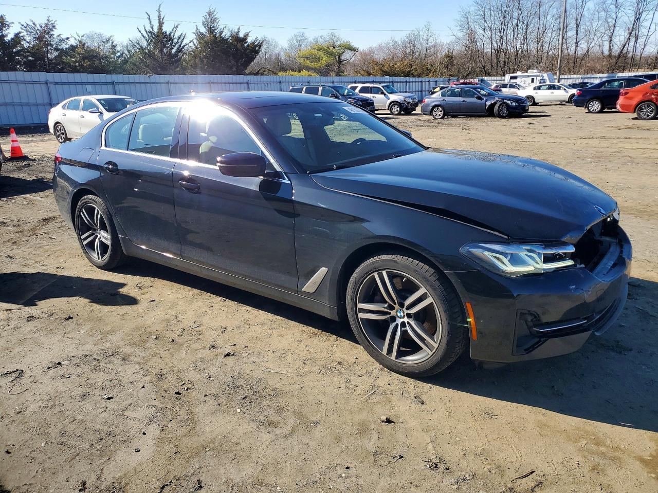 2022 BMW 530 Xi - Фото 4