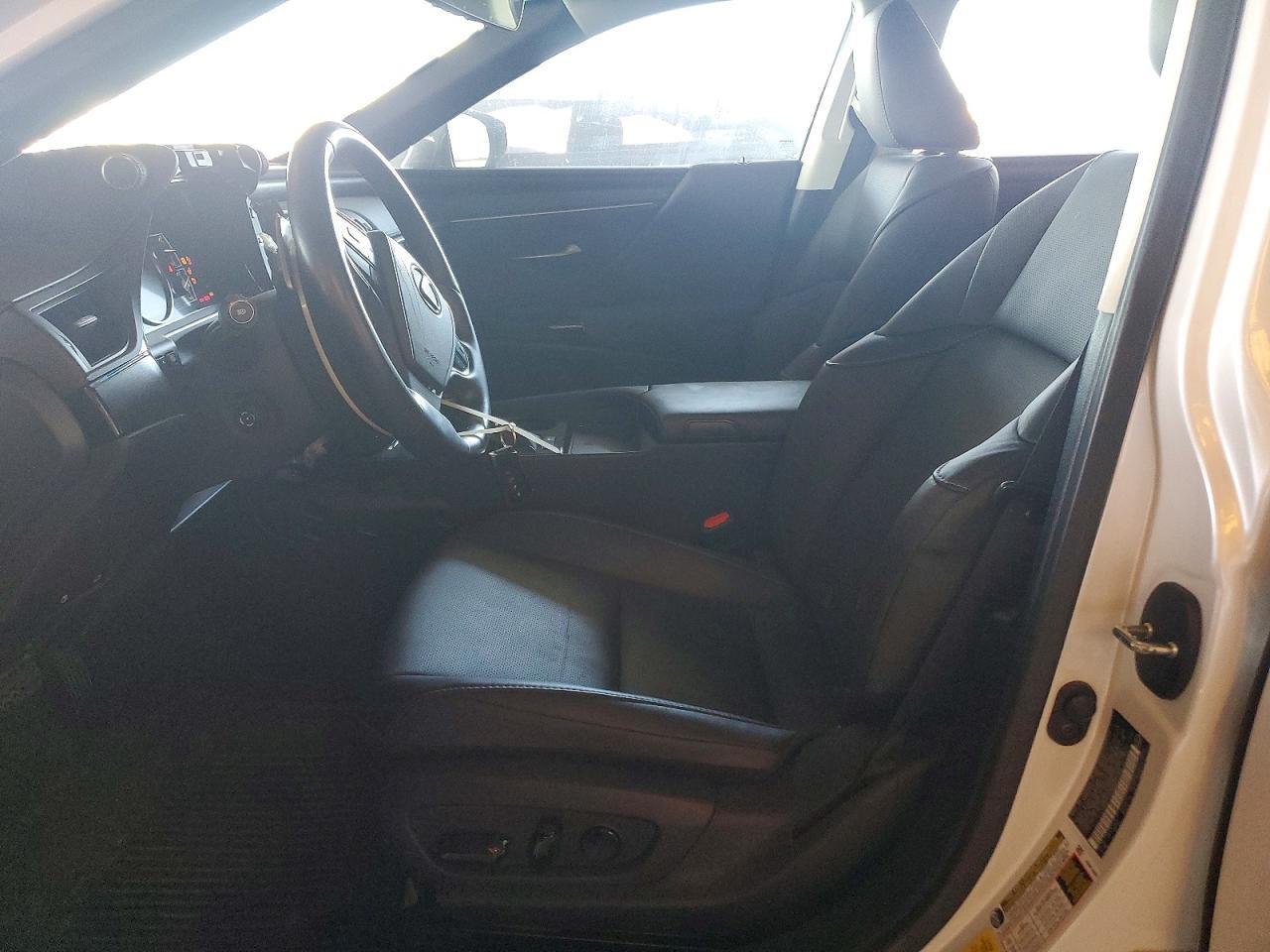 2025 Lexus Es 300H Base - Фото 7
