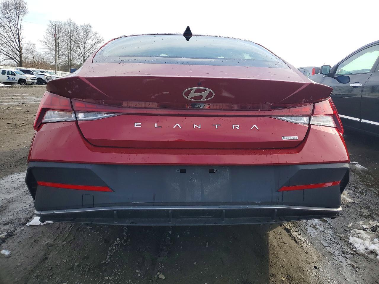 2024 Hyundai Elantra Hybrid Blue - Image 6