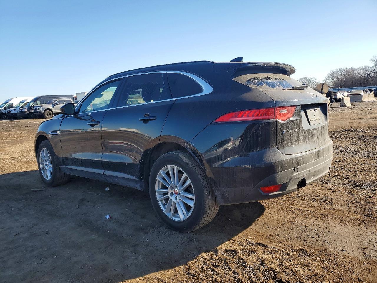 2019 Jaguar F-Pace Prestige - Image 2