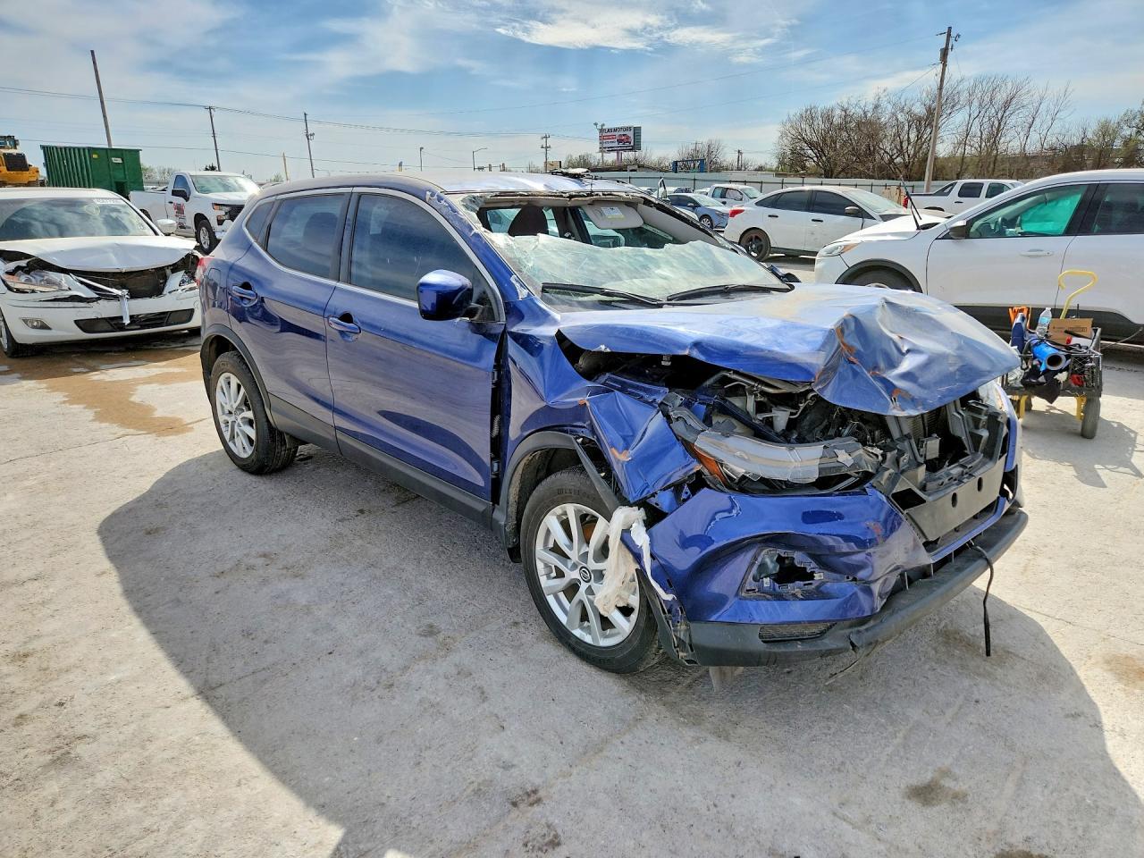 2022 Nissan Rogue Sport S - Фото 4