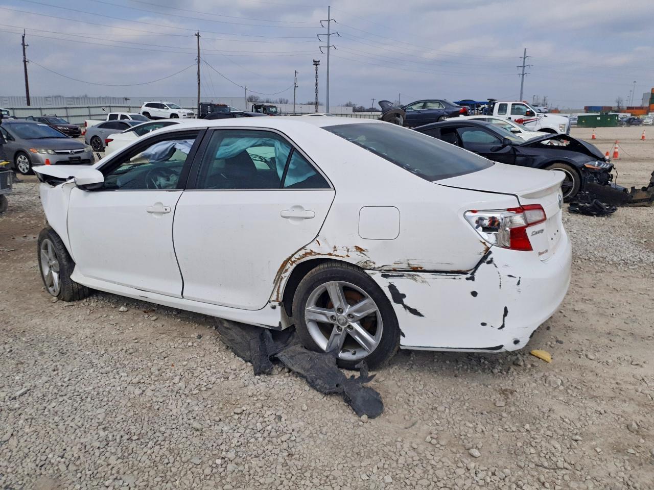 2013 Toyota Camry Se - Фото 2
