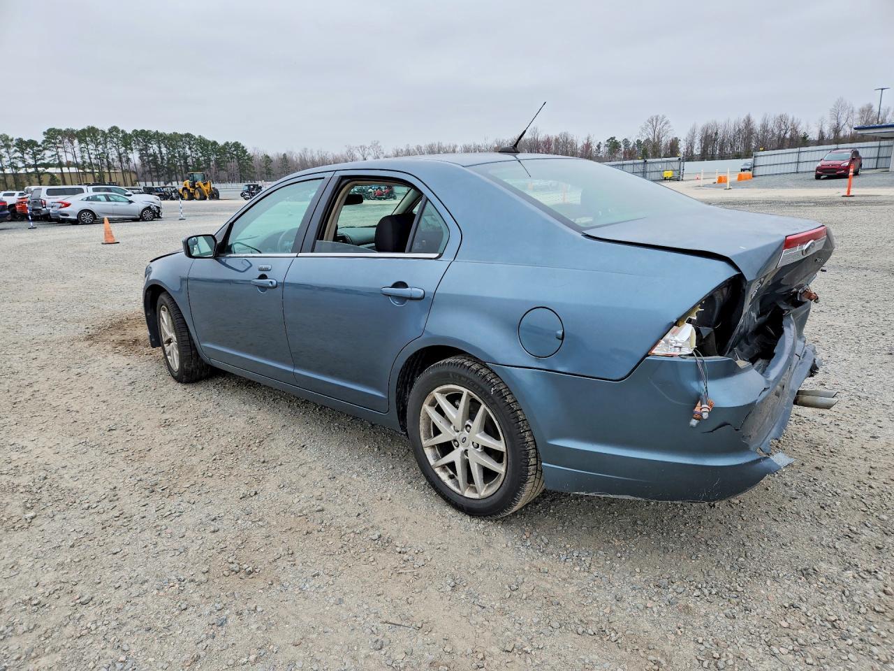 2012 Ford Fusion Sel - Image 2
