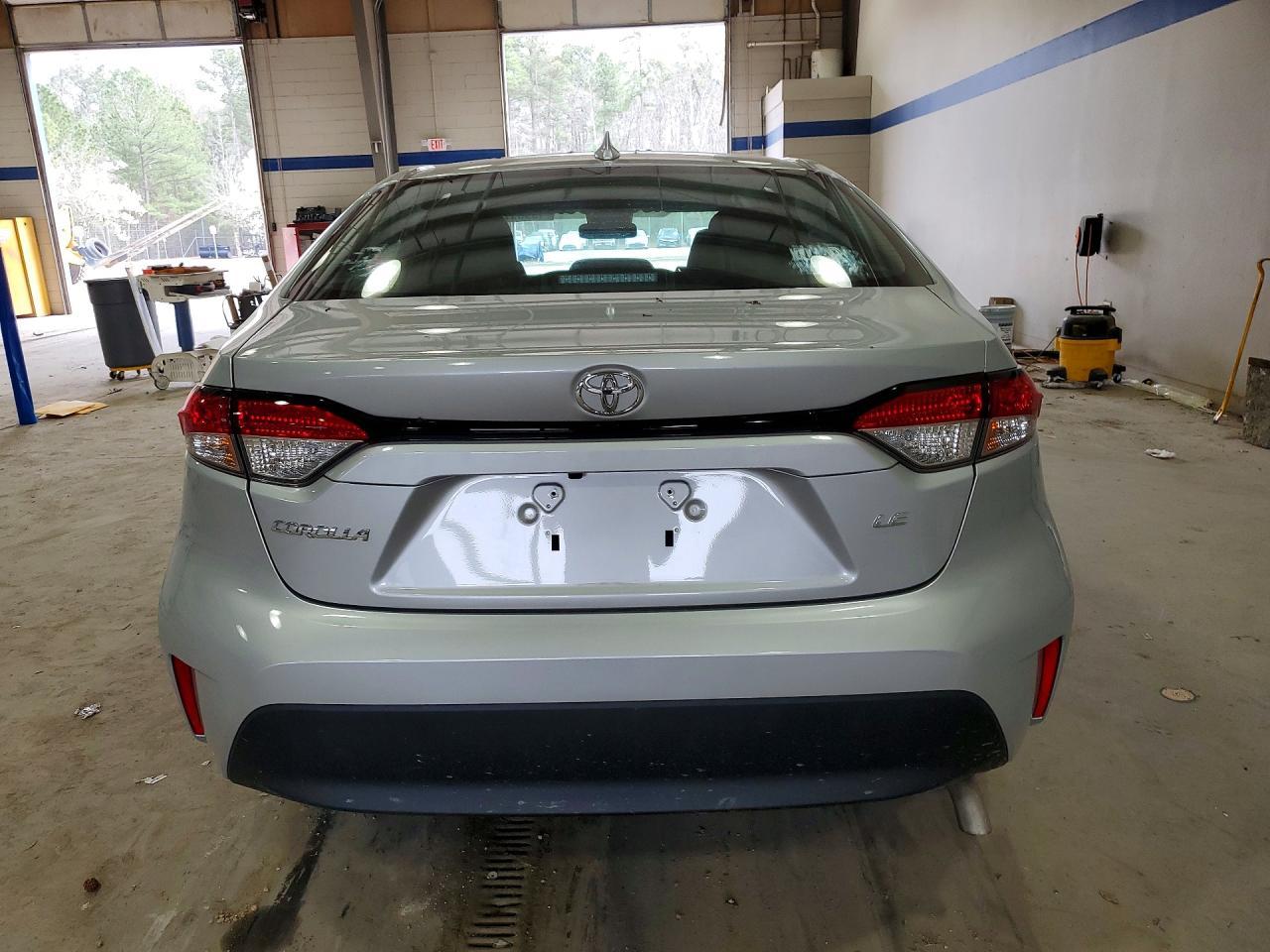 2025 Toyota Corolla Le - Фото 6