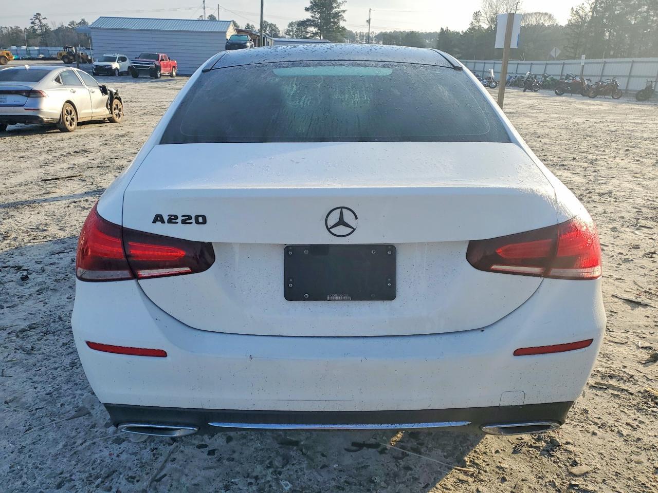 2020 Mercedes-Benz A 220 - Фото 6
