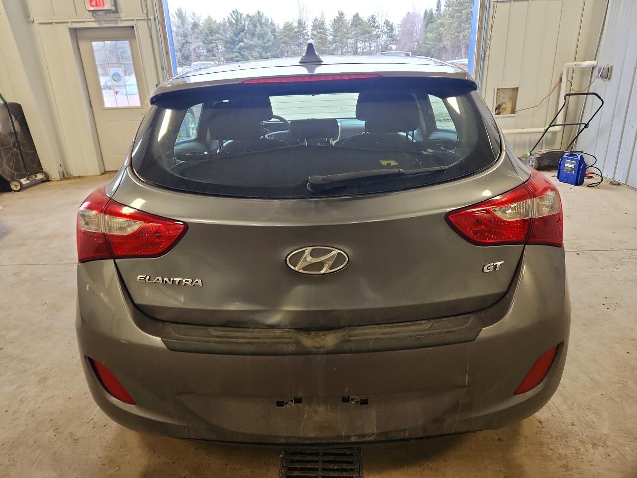 2016 Hyundai Elantra Gt Base - Фото 6