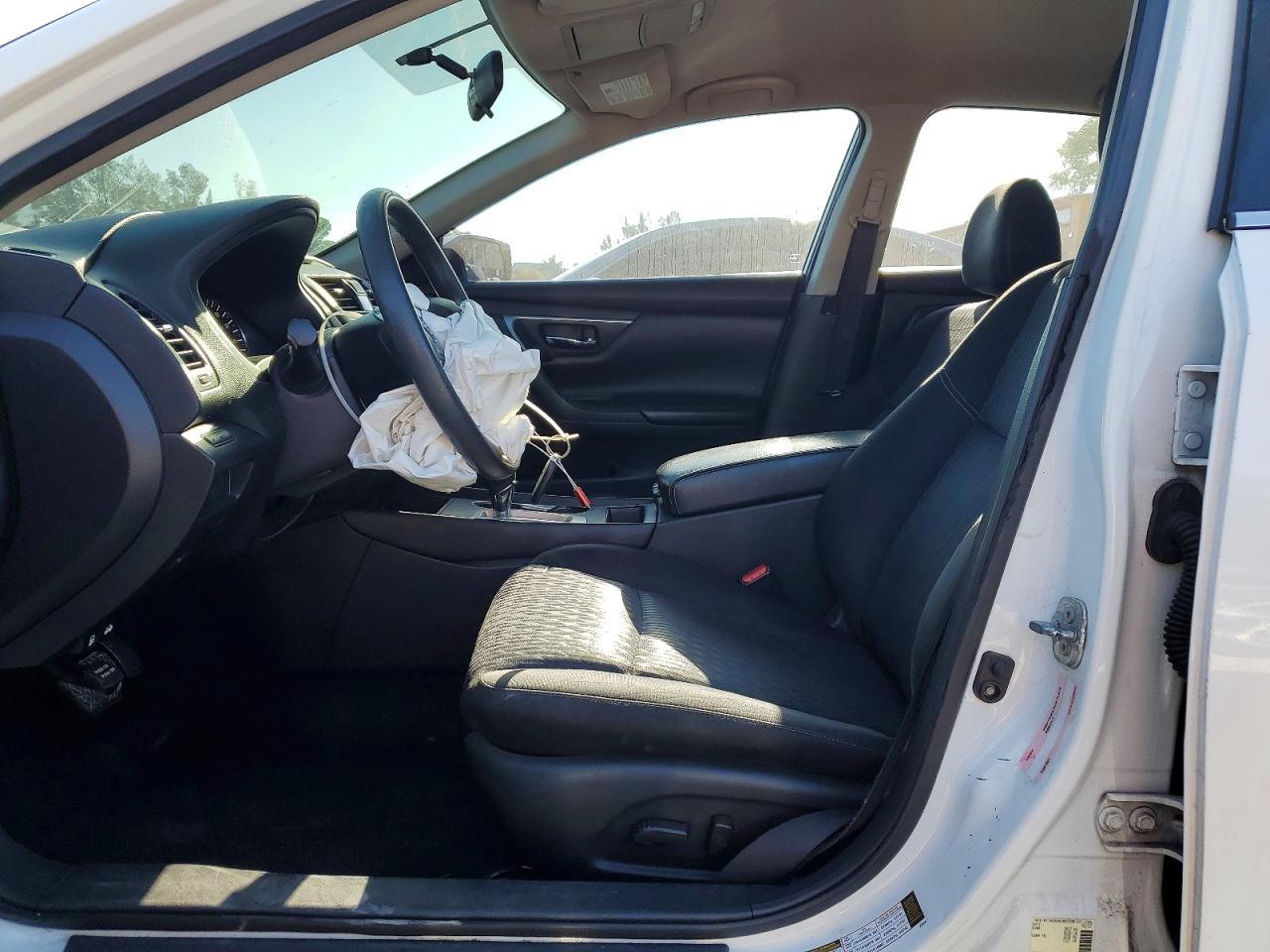 2017 Nissan Altima 2.5 S - Image 7