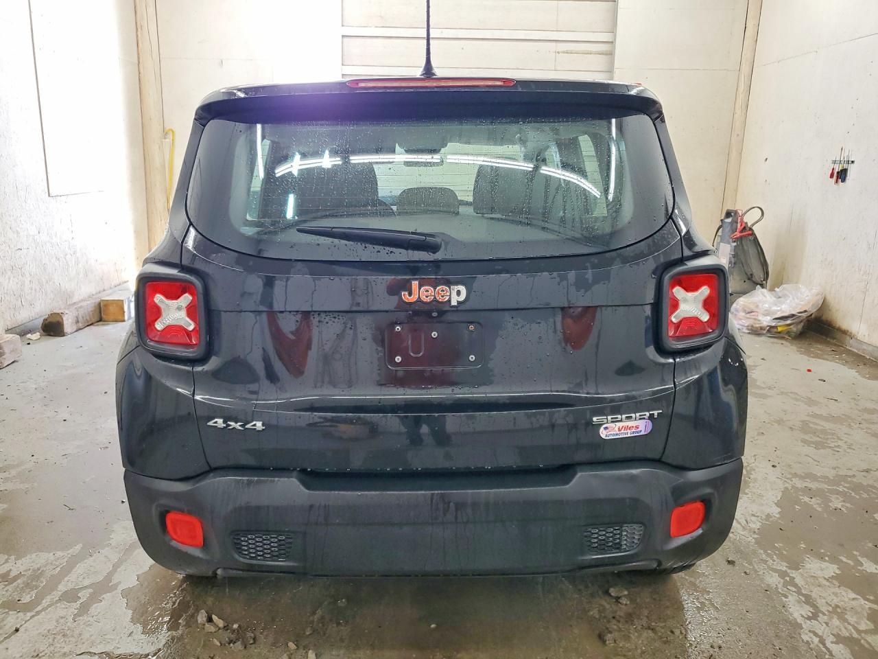 2015 Jeep Renegade Sport - Image 6