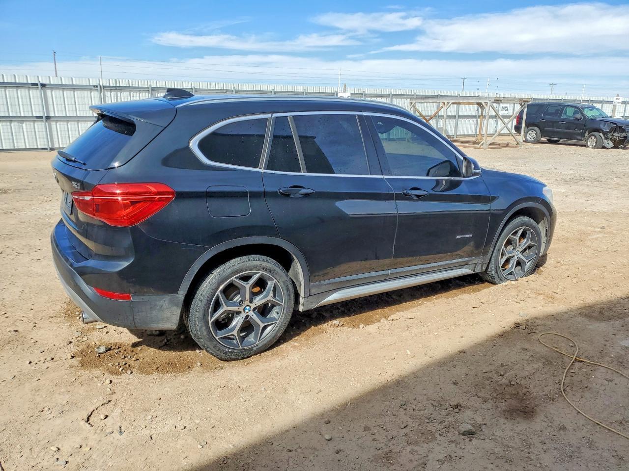 2018 BMW X1 Sdrive28I - Фото 3