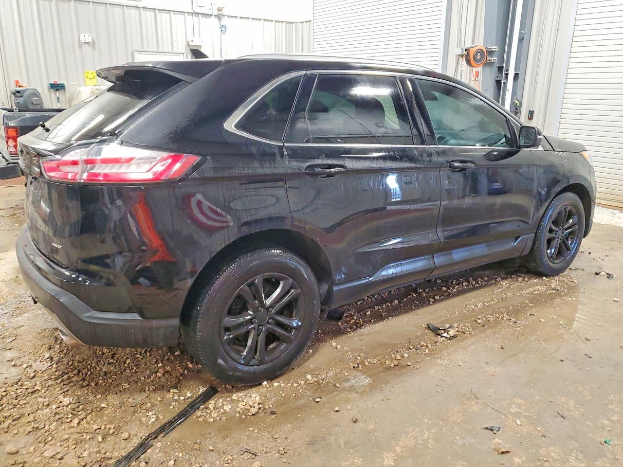 2019 Ford Edge Sel - Image 3
