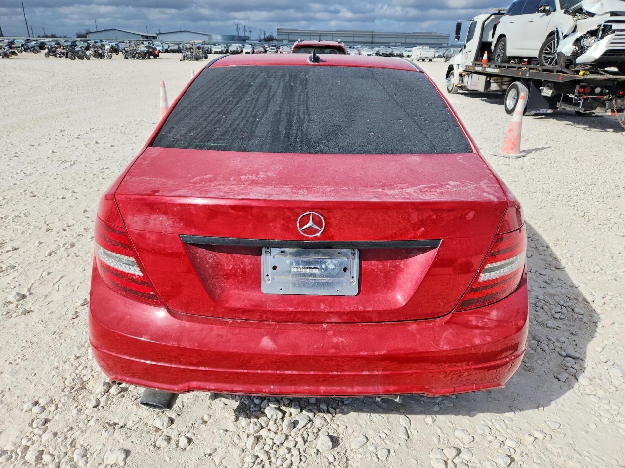 2014 Mercedes-Benz C 250 - Фото 6