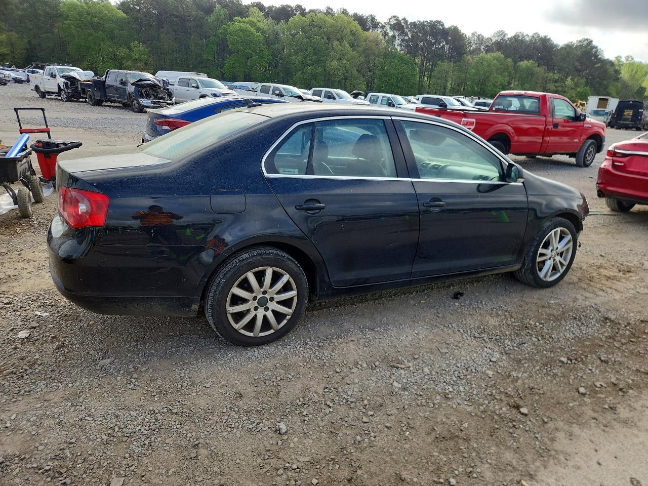 2006 Volkswagen Jetta - Image 3