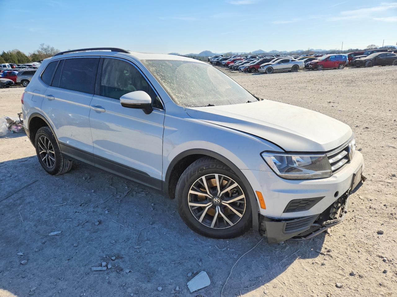 2019 Volkswagen Tiguan Se - Image 4