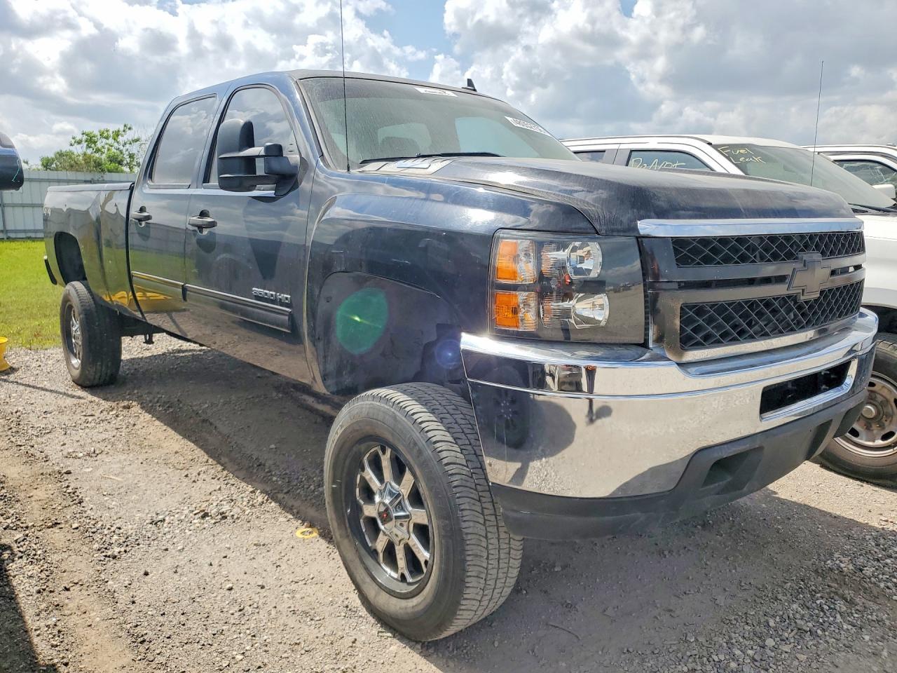 2012 Chevrolet Silverado K3500 Lt - Image 4