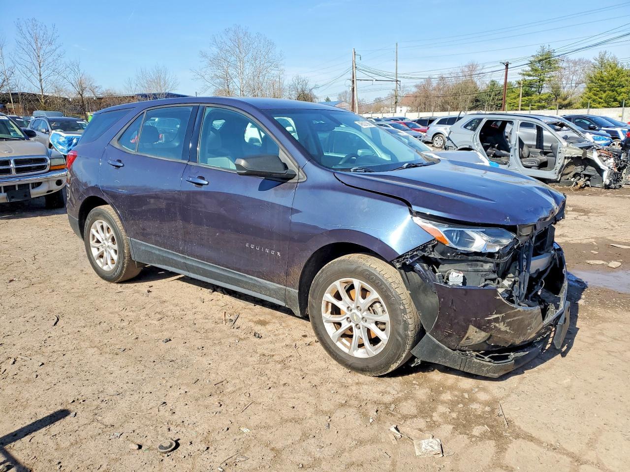 2019 Chevrolet Equinox Ls - Фото 4