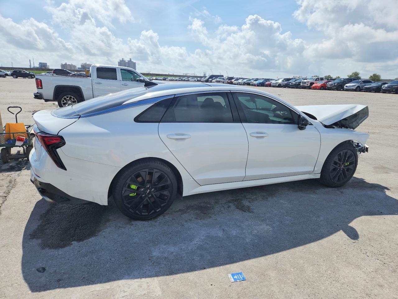 2026 Kia K5 Gt - Фото 3