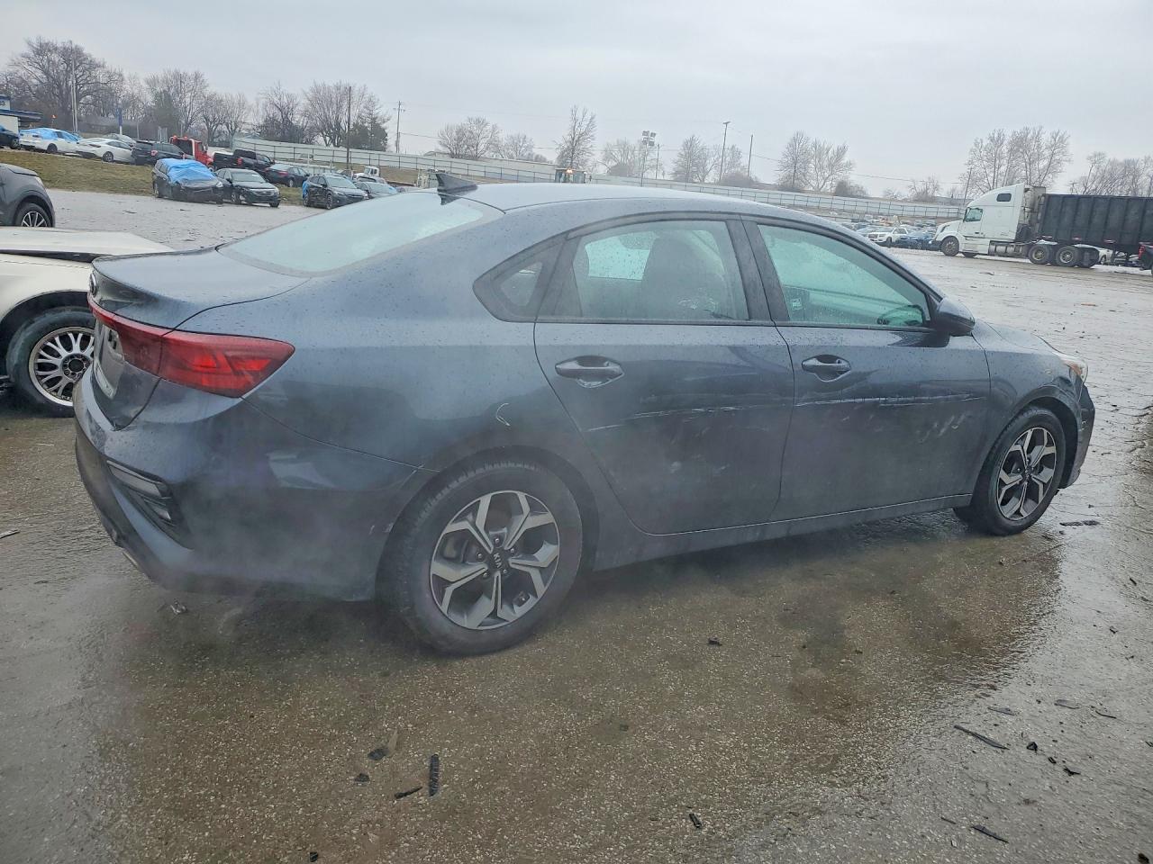 2020 Kia Forte Fe - Image 3