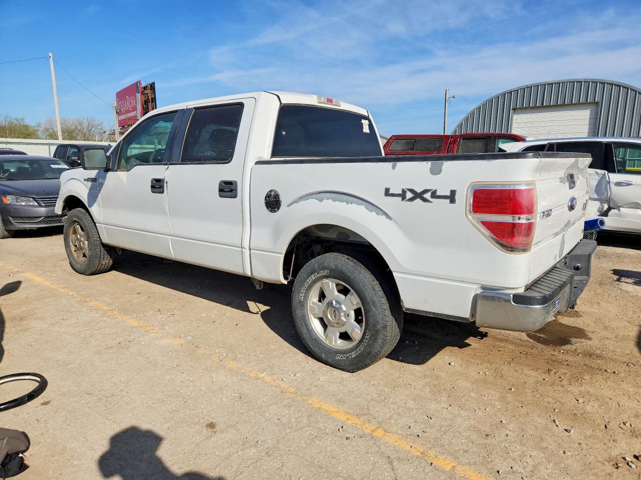 2010 Ford F150 Supercrew - Фото 2