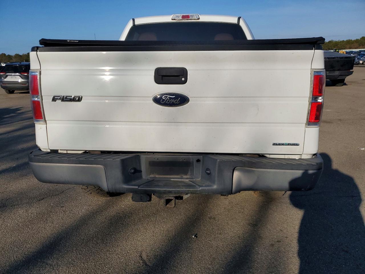 2013 Ford F150 Supercrew - Image 6