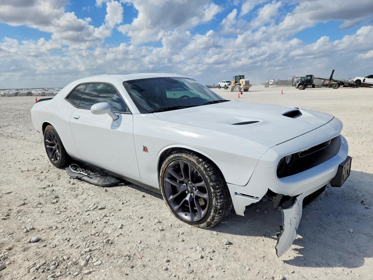 2023 Dodge Challenger R - Фото 4