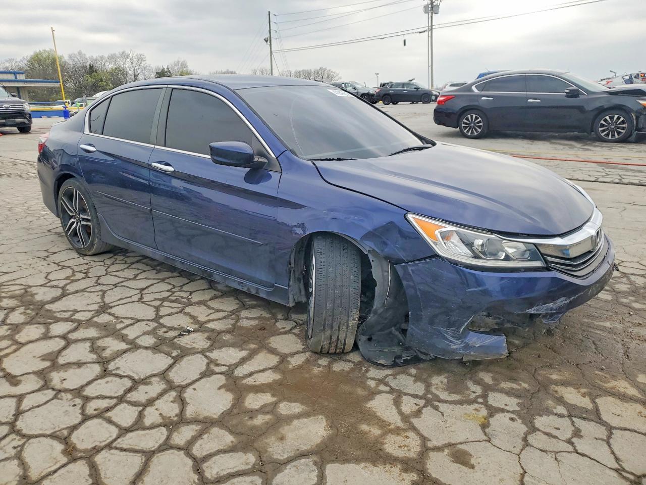 2016 Honda Accord Sport - Image 4