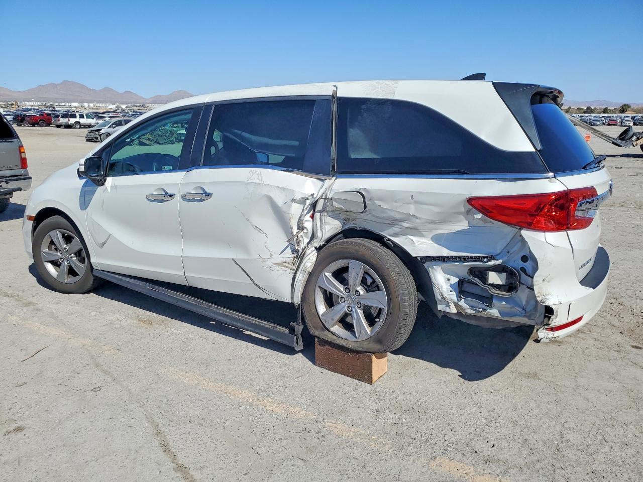 2020 Honda Odyssey Ex - Фото 2